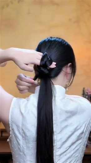 Get the Low Ponytail Look with This Hot Chinese Hairpin Trend