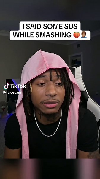 I said something Sus 💅 While Smashing! TrueCam storytimes 😂😂 #twitchclips #storytimes #truecam