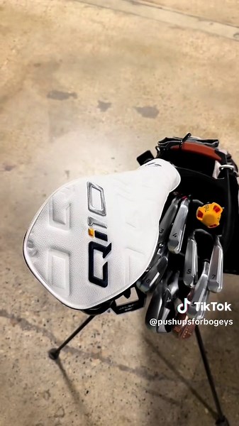 Qi10 finally arrived… Wasn’t sure how I’d feel about it, with the Stealth 2 being the first to go in last years testing… But very good first impression. What do you think of Taylormades new look?