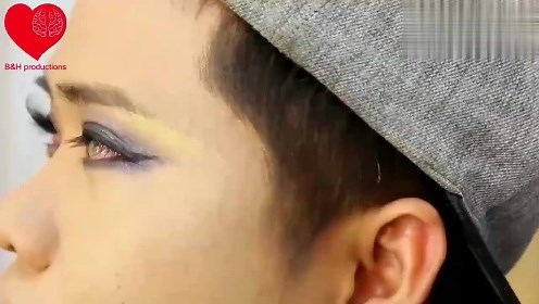 男变女化妆全过程，从惊恐到惊艳，丝一刹那变女神