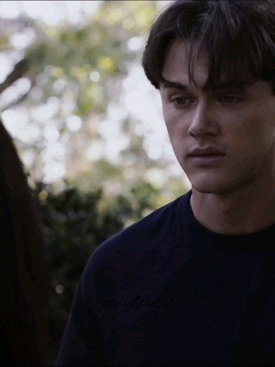 𝒦𝒥|❤multifan❤|4.5𝖐 on Instagram: "He really needed that hug!!!🥺 . Scenepack: @tsitpscenepacks . . . if you want tag please say it!! 💖 . Follow @multifanx_nl . . . #onceuponatime #multifandom #multifan #thevampirediaries #tvd #gameofthrones #twilight #riverdale #theoriginals #titanic #piratesofthecaribbean #aftermovie #mebeforeyou #mammamia #thekissingbooth #tangled #outerbanks #beautyandthebeast #cinderellamovie #bridgerton #emilyinparis #reign #ginnyandgeorgia #thesummeriturnedpretty #bell