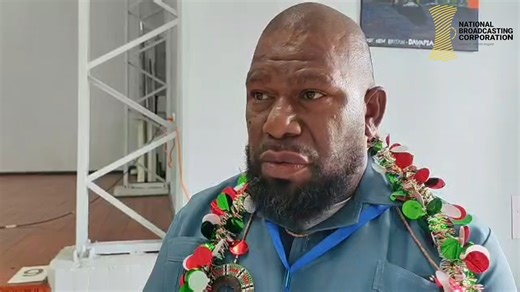 𝗡𝗲𝘄 𝗥𝗮𝗯𝗮𝘂𝗹 𝗧𝗼𝘄𝗻 𝗠𝗮𝘆𝗼𝗿 𝗧𝗶𝗺𝗼𝘁𝗵𝘆 𝗞𝗮𝗹𝘂𝗮 𝗕𝗶𝗮𝗻𝗴 𝗣𝗹𝗲𝗱𝗴𝗲𝗱 𝘁𝗼 𝗥𝗲𝘀𝘁𝗼𝗿𝗲 𝗟𝗮𝘄 & 𝗢𝗿𝗱𝗲𝗿 𝗶𝗻 𝗥𝗮𝗯𝗮𝘂𝗹 ............................................................................................................................................... Rabaul District had officially welcomed its newly elected LLG leaders today (28th/11/25) as ward members, presidents, and the new Town Mayor took their oaths of office in a swearing-in ceremony held at the 