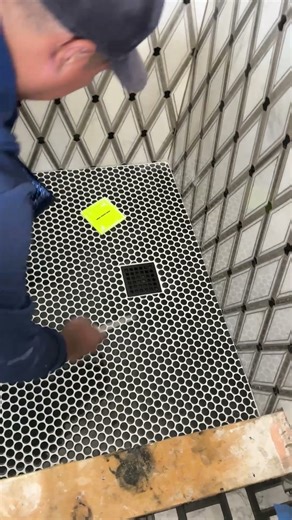 #3D tile installation instalacion de ceramica 3d