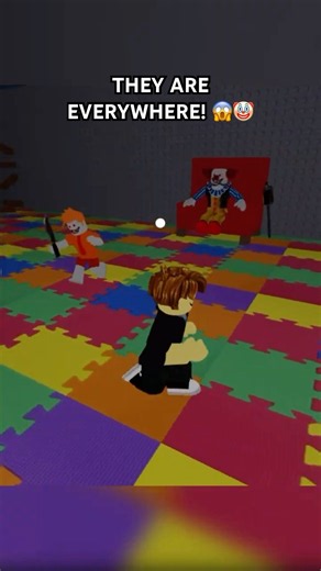 SURVIVING THE EVIL CLOWNS PARTY IN ROBLOX! 🤡🔪 (OBBY)