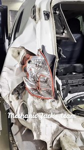 Restoration - Back Crashed #mechanic #mechanicjack #restoration #panelbeater #craftsmanship #oldschool | Mechanic Jack's team