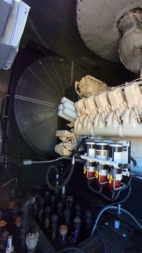 Load Test – MTU 2500kW Diesel Generator There’s nothing quite like seeing 2.5 megawatts come to life. This MTU 20V4000 diesel generator was recently load-bank tested at our Brighton, CO facility, proving once again why MTU remains a trusted name in large-scale standby power. Unit #091894 Capacity: 2500kW • 13,800V • Three-Phase Hours: 691 Fuel: Diesel • Tank: 12,000 gal Engine: MTU 20V4000 Location: Brighton, CO See the Unit: https://loom.ly/pgW9fLM Every unit we sell is fully tested and inspect