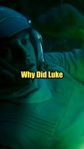 Why Did Luke Skywalker Use A SITH Lightsaber Crystal For His Green Lightsaber? #starwars #starwarstiktok #starwarsfyp #skywalker