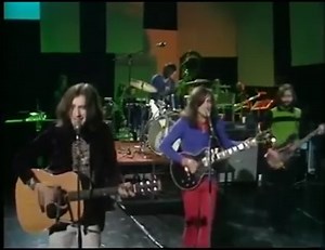 Happy Birthday to Mick Avory, original drummer of the Kinks! Here he is with The Kinks performing "Village Green Preservation Society" in 1973. Two questions: 1. Were any of you "Older" drummers influenced by Mick back in the day. 2. Have any of you "Younger" drummers discovered music born out of the early-mid 60's that have influenced you? Put your ages with your answers, if that's OK! Stay Inspired! See fun, inspiring drumming/percussion videos from over 130 countries around the world at www.f