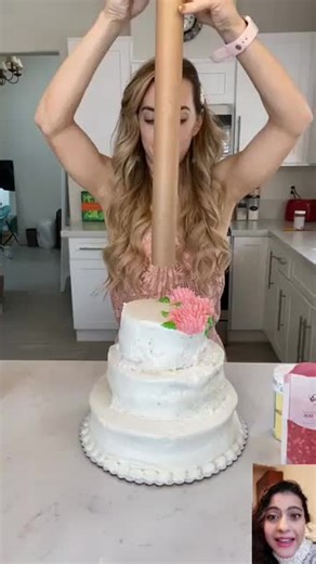 When she cuts into the cake! 😍 🎂#kajol | kajol