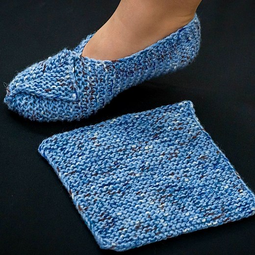 161K views · 1.5K reactions | Babbucce ai ferri da un quadrato- tutorial semplice e veloce per principianti! | Miarti - Uncinetto e Maglia | Facebook