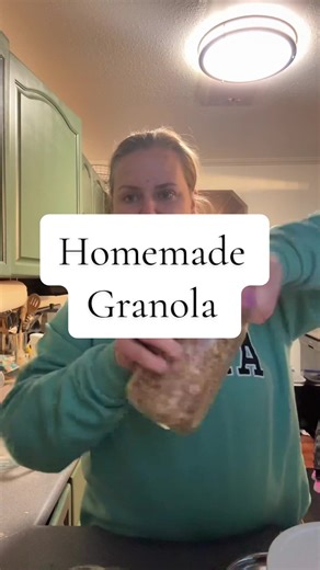 Easy Homemade Granola Recipe for Delicious Snacks