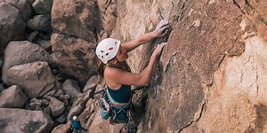 How to Crack Climb: Technique & Tips | REI Co-op