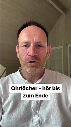 Ohrlöcher und ihre Wirkung auf den Körper werden in diesem Reel beschrieben.