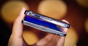 Even though there is less than one year between Samsung's Note 4 and 5, the 5 has some new features. Watch this video to see if it's worth buying. (video by: Phone arena) | Jacky's Electronics LLC