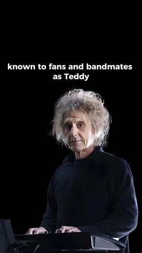 The Cure Legend Perry Bamonte Dies at 65 | Friday I’m in Love Guitarist Remembered Perry Bamonte, longtime guitarist and keyboardist of the legendary band The Cure, has passed away at the age of 65 after a short illness. From working behind the scenes as a roadie to becoming a key creative force on iconic albums like Wish, Bamonte helped shape The Cure’s signature sound and unforgettable live performances. Fans around the world remember his contributions to classics like Friday I’m in Love and h