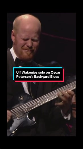 Happy birthday to our beloved Ulf Wakenius! 🔥 Solo on OP's Backyard Blues at Festival International de Jazz de Montréal in 2004 (OP, NHØP, Ulf and Alvin Queen). We'll be sharing some special performances in 2025 with Ulf in honour of OP 100, so stay tuned! #oscarpeterson #ulfwakenius #jazz #jazzpiano #jazzpianist #pianosolo #jazzsolo #legend #jazzlegend #jazzmaster #pianist #piano #pianoplayer #goat #jazzmusic #jazzmusician #solo #songoftheday #icon #jazzguitar #guitarsolo #guitarlick #guitar #