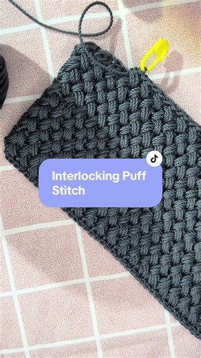 Interlocking Puff Stitch: Tas Anyaman Cantik