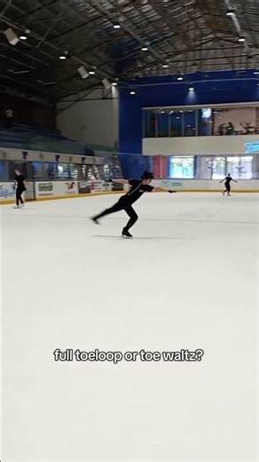 Full toe loop #figureskating #iceskating