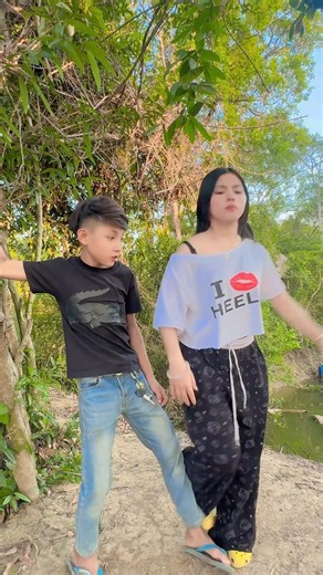 Prank Honey So Sweet & Lovely 😍🍯 | Cute Couple Funny Moments #PrankHoney #LovelyCouple #SweetLove