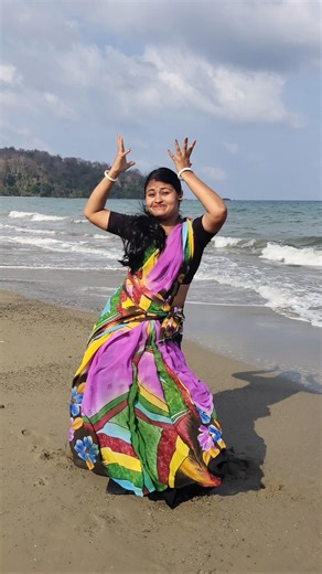 Amake Chinle Na Ekhono❤️90s Bengali Romantic Song💞Kumar Sanu Hit#Shorts#Dance#Bengali#Viral#Trending