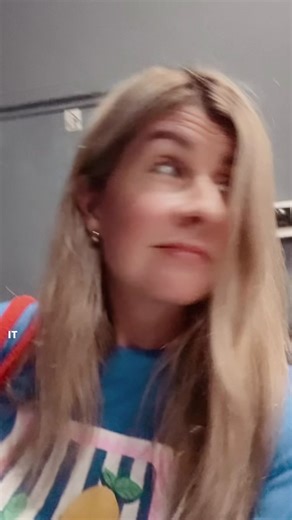 Leaving work at 10.40pm What the hell Sendle?!?!?! Stealing is bad. Don't do it. The end. #smallbusiness #stealing #badforbusiness #mumsinbusiness #why