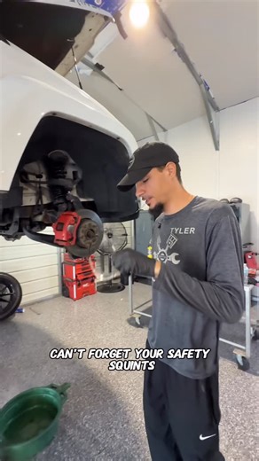 Ty The Car Guy 👨🏽‍🔧 on Instagram: "Replacing control arms on this Jeep Liberty, had to pull out the sawzall. Ordered the Control arms from @carpartscom *Vehicle Service Inquiry Form Link In Bio #fyp #foryou #jeep #mechanic #howto #cars #carstagram #carpartscompartner"