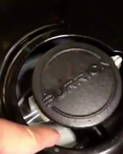 RV consumer asks stove cleaning question in RV group