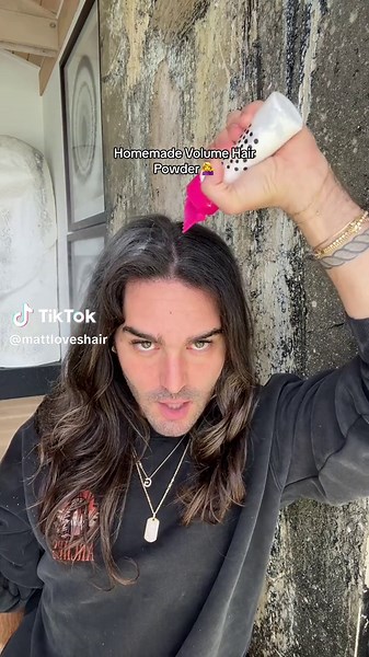 added ONE extra powder to my homemade #dryshampoo and it had a BIG impact🤯 can u guess what it was?! #hairtok #longhair