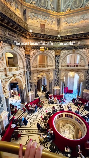 Hidden inside Vienna’s Kunsthistorisches Museum, this is one of those places that feels almost too beautiful to be real. Save this spot for your next Vienna trip 🇦🇹🤍 📍Kunsthistorisches Museum Café, Vienna #vienna #viennatravel #visitvienna #viennaaustria #austria
