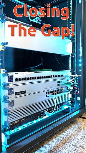 Closing the gap! #networkporn #networking #serverrack #ubiquiti Using one of the Ubiquiti OCD 2U rack panels to close up a gap in my test network rack. So satisfying!