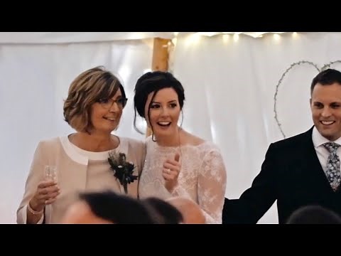 Bride is Stunned by Surprise 'Les Mis' Flash Mob At Wedding!