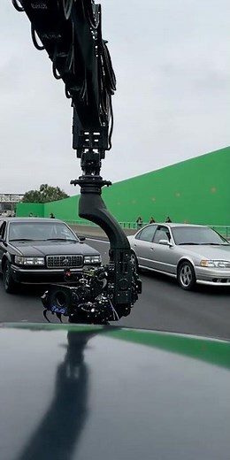 “Matrix Reloaded: The Insane Highway Stunts BTS”#TheMatrixReloaded #MatrixReloaded #BehindTheScenes