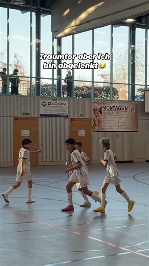 Amazing goal, but I'm distracted 😂 #football #indoortournament #fyp #nlz #youth