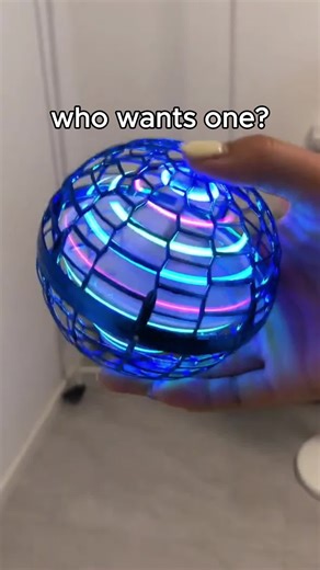 This hand-controlled GB flying orb toy is the ultimate kids' tech toy it lights up with vibrant LED colors, does 360° spins, and even flies back like a boomerang depending on how you toss it! Made from durable, drop-resistant materials, it's completely kid-safe, lightweight, and designed for indoor and outdoor fun. Perfect for summer nights, birthday parties, or even just screen-free family bonding time. Charge it in just 20 minutes with the USB charger, and let the fun go on and on! No remotes,