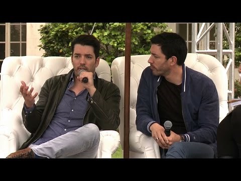 Jonathan Scott & Drew Scott on "Dream Home..." at the 2016 L.A. Times Festival of Books