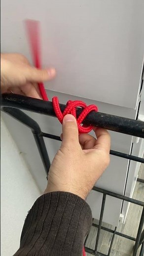 The Knot That Won't Slide Along the Pole Boom Hitch 🛑