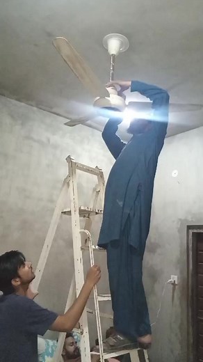 6.4K views · 145 reactions | How to Repair Home Ceiling Fan #Tips #Tricks #Reel #Electrician #Viral #Ceilingfan | Muzammaljamshaid | Facebook
