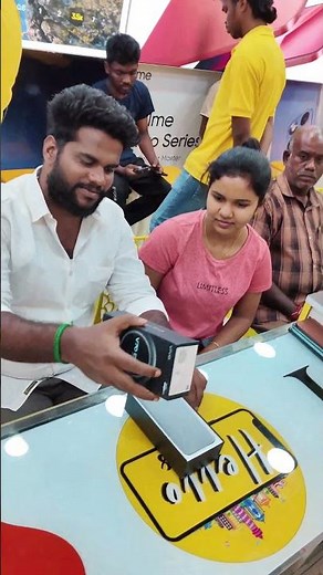 Vivo V70 Elite Unboxing & First Look! ✨ The New Portrait Master? 📸 #hellomobiles #puducherry