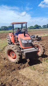 3M views · 29K reactions | Land preparation (disc plow) Happy Farming Kakabsat! #MagsasakangPilipino #buhayprobinsya #TuloyTuloyLangTayo #followersreelsfypシ゚viralシfypシ゚viralシalシ #farming | Mang Berto Farm | Facebook