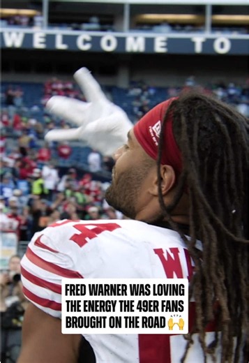 a big division win for the #sanfrancisco49ers faithful 👏 #nfl #fredwarner #micdup