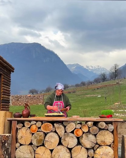 22 reactions | Homemade Meat Pie is a delightful treat cooked effortlessly in a traditional clay oven! The aroma and taste are absolutely amazing, making it a perfect dish for any occasion. Have you ever tried baking a pie at home?❤️ #baking #cooking #pie #meat #recipes #oven | ideas viral | Facebook