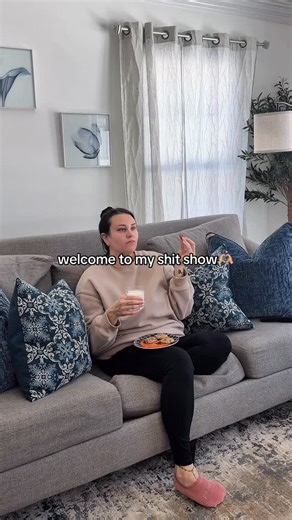 Alyssa Cotaj | sahm x3 | UGC on Instagram: "My TT video of my hubby napping went VIRAL & I thought let me actually introduce myself 🤪🫶🏼 If any of my content feels familiar or you find yourself being like “omg, same” then you’re in the right place✨ I’m not a Pinterest mom; i’m more of a messy house mom. You will only get real motherhood from me. No aesthetically pleasing backrounds (unless I rage cleaned), tons of meltdowns and messes, and my little crazy family. I’m so happy you’re here and f