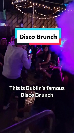 This is Disco Social 🎉 Dublin's Famous Daytime Party 🍸💃🏻 200 - 300 brunchers take over the dancefloor with some of the best party performers on stage 🎙 Check out Disco Social for future dates 🍸 #DiscoBrunch #DublinBrunch
