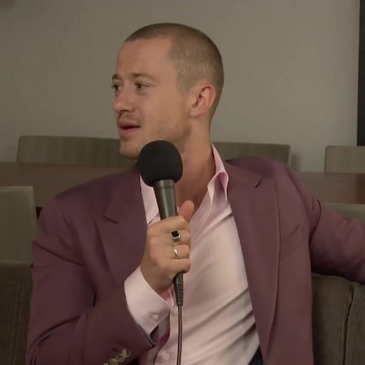 Joseph Quinn Talks About Stranger Things, Eddie Munson, and Season 4