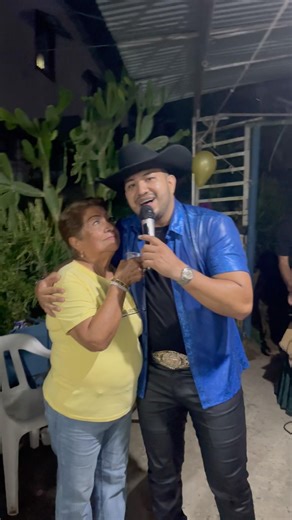 Véanlo hasta el final, qué gusto compartír con todos ustedes🙏🏽🙏🏽🙏🏽 #artista #musica #show