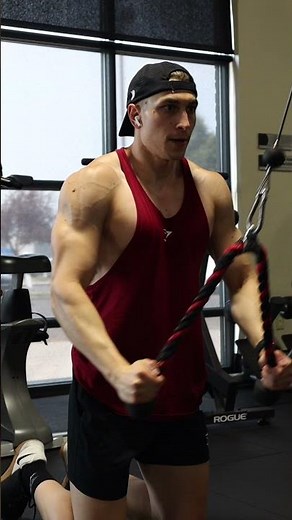 How to do a Lat Prayer‼️ - Schaum Fitness