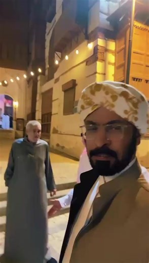 جولة في حارة المظلوم حول بيت قابل وبيت باعشن في جدة التاريخية.# جدة غير