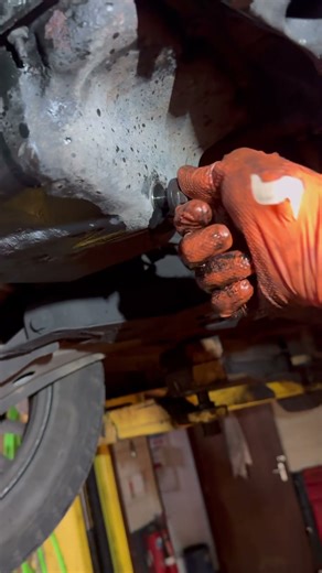 Ford transit 2.2 diesel oil service and oil filter