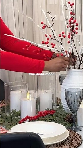 The Christmas Table Transformation You Didn't Know You Needed #HomeDecor #ChristmasIdeas #Aesthetic