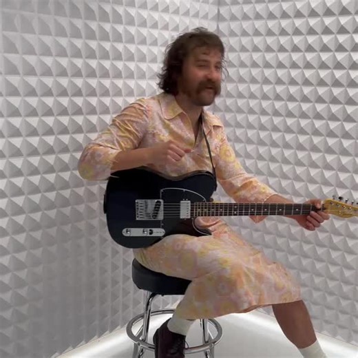 4.2K views · 70 reactions | We sit down with Mark Bowen from IDLES on the Player II Modified set to talk about the moment he went All In on guitar (spoiler, it’s spit), his first guitar (spoiler, it stinks) and what keeps him excited about playing (spoiler, it’s pretty much everything). Learn more about the series: https://bit.ly/3YqnClt | Fender | Facebook
